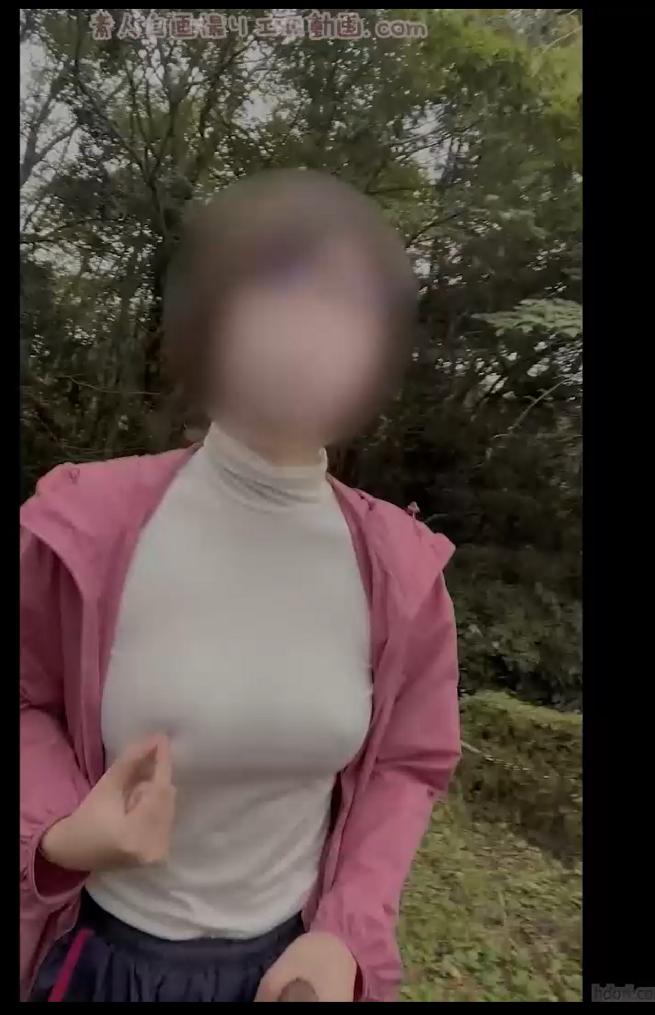 素人グラドルが私服でエロ自画撮り　おっぱいモロ出しする露出プレイで動画サイトに投稿する gallery photo 6