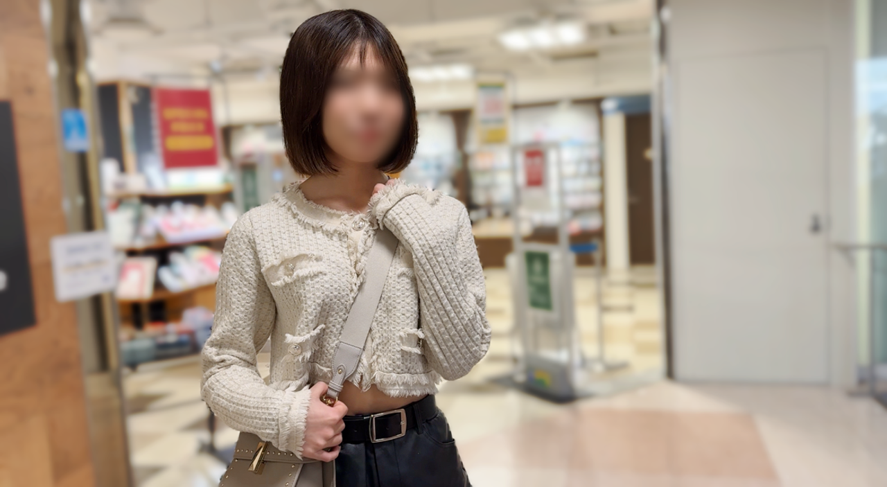 史上初!?習字有段者が見せるプロの”ながらSEX”。大●翔●もびっくりな二刀流。筆もチソポもどっちも握ります。 gallery photo 1