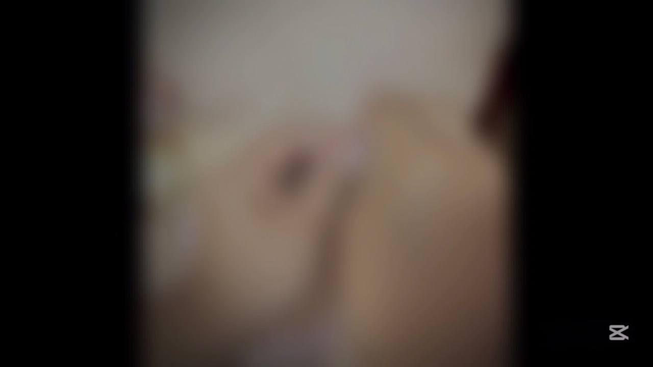横に開いたニップルピアスに縦ピアスを追加！（ショート動画） gallery photo 5