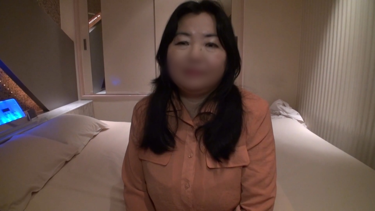 【不倫】ぽちゃムチBODYな主婦が激エロ喘ぎ声を響かせて絶頂。 gallery photo 1