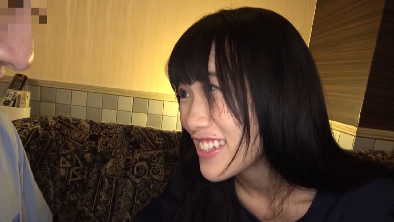 【完全顔出し】巨乳黒髪美女(25)と中出しSEX gallery photo 3