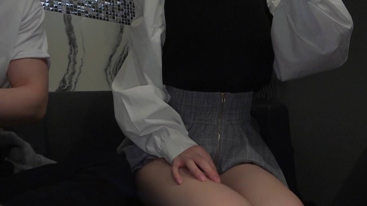 【完全顔出し】人妻Mさん(23)をホテルに連れ込み不倫SEX gallery photo 4