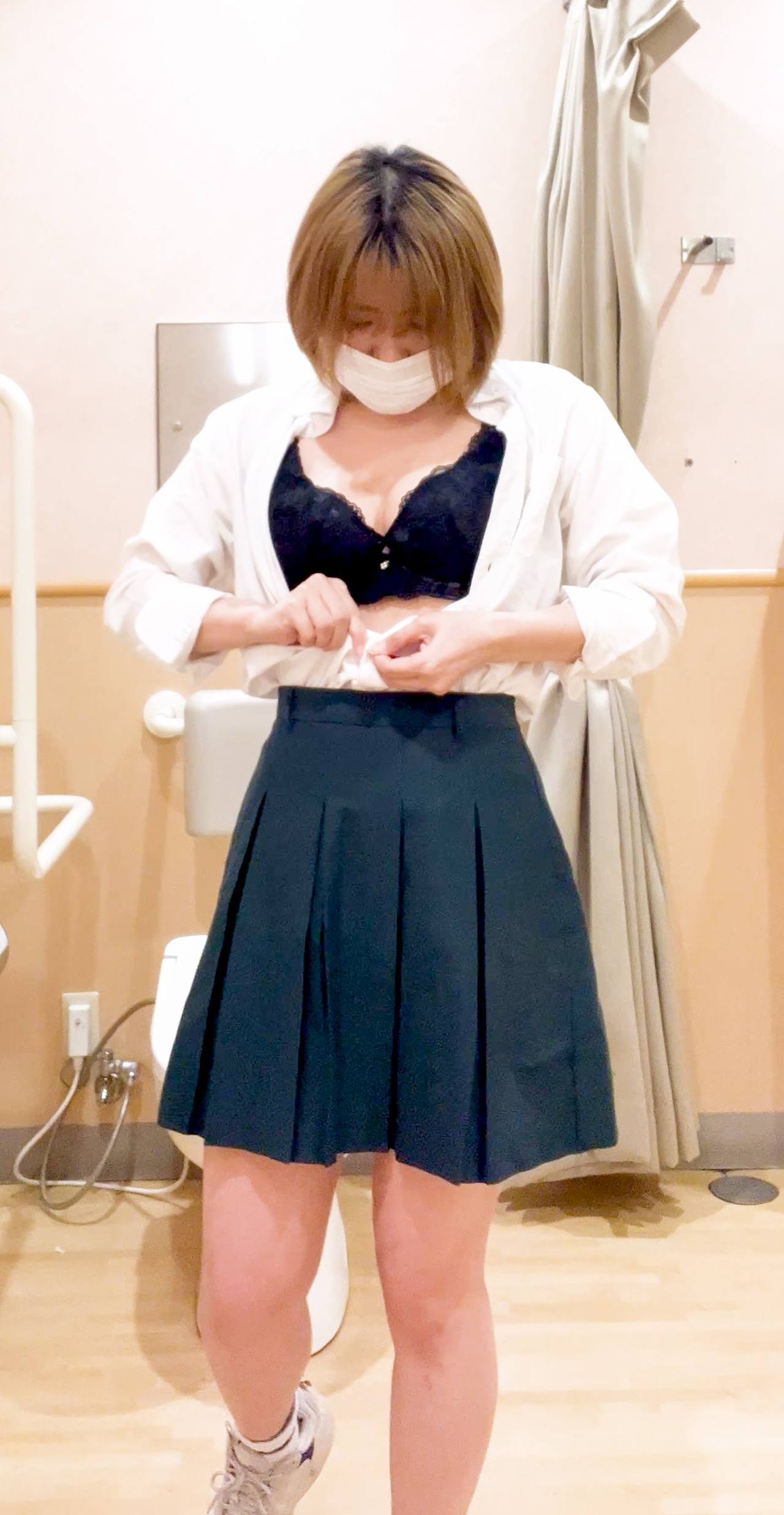 体育会系オナニー！鍛えられた身体丸出しで本気イキ！最後は放心状態！ gallery photo 2