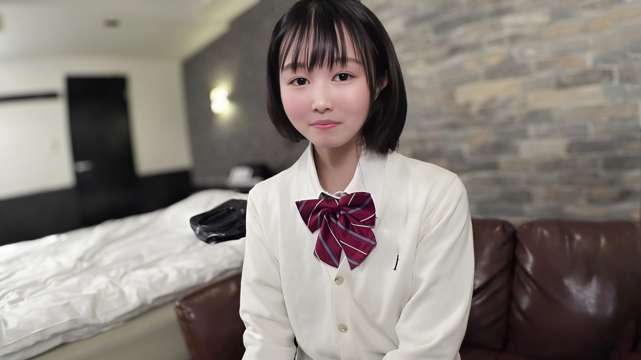 【大反省の中出し】吹奏楽フルート担当 音楽一家の１８歳　妊娠不可避の初出し『開通映像』　※先着で別送版あり gallery photo 3