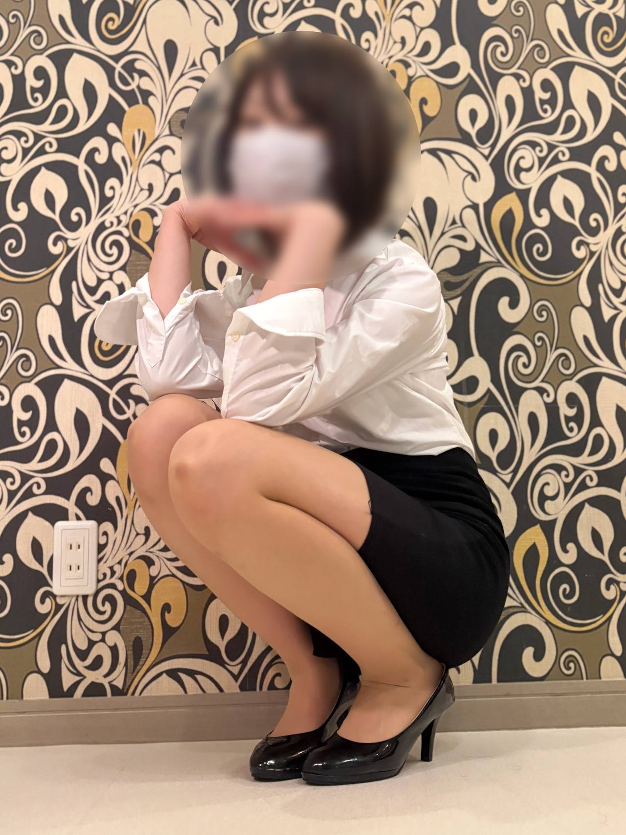 【S級美脚 / 170cm高身長お*さん / 第六弾】さつきさん 28歳 脚・足裏・パンストフェチ向写真集 gallery photo 10