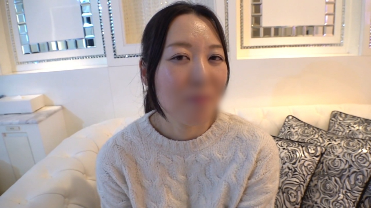 【四十路妻】お淑やかな色白スレンダー奥様の不倫。ドMマンコにドチュドチュ鬼ピスSEX。 gallery photo 1