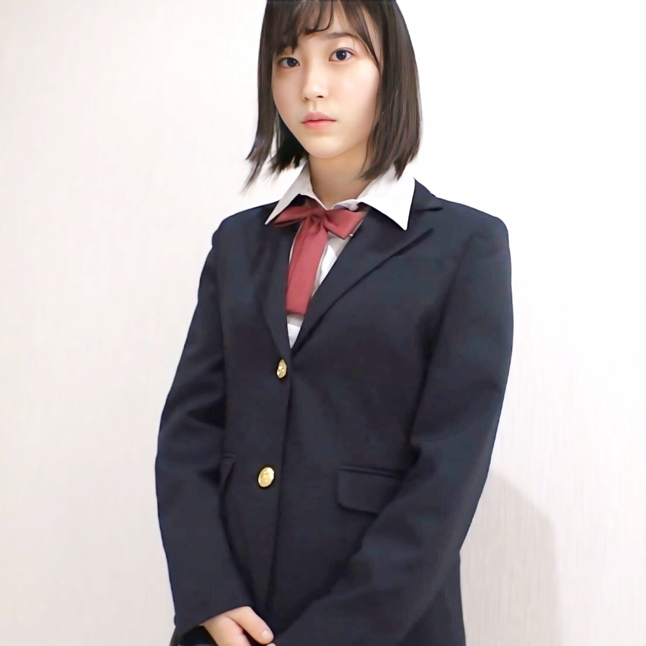 家庭の事情により何をされても逆らえない１８歳　涙を流しながら初めての挿入+妊娠覚悟の濃厚中出し gallery photo 1