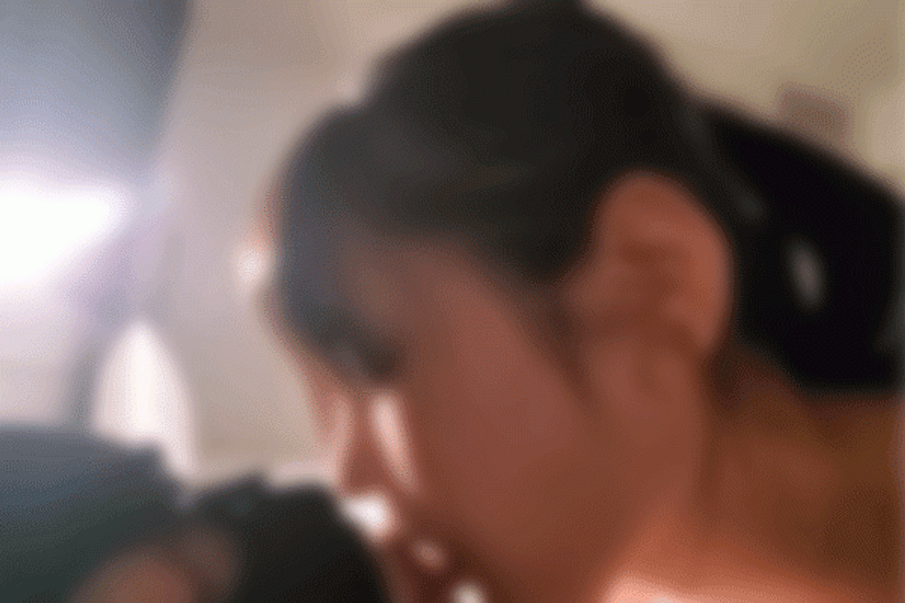 【無修正】【顔出し】【神回】超絶カワイイ！！！キス魔になる色白スレンダー美人マッサージ師と生ハメSEX！！ gallery photo 2