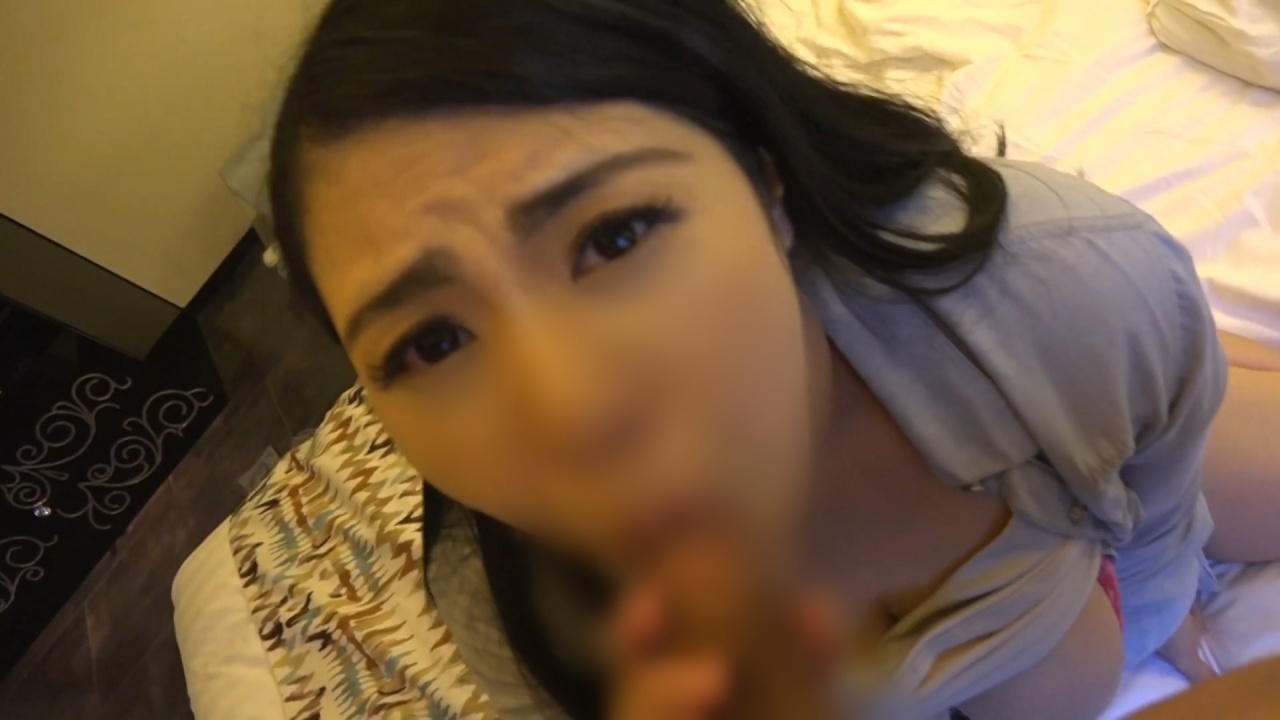 【個撮】がっちり体型、Hカップの迫*満点な奥様。 落ち着いていますがクリ責めで理性崩壊→全身をくねらせ、絶叫に近い声でイクー！ gallery photo 4
