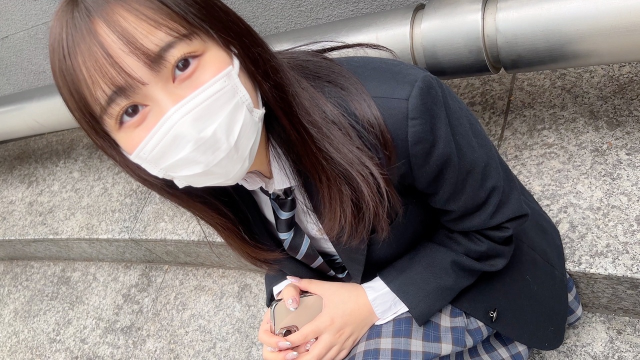 顔出し【個人撮影】美巨乳のドエロイ涼しい目元ちゃんとハメ撮り映像 gallery photo 1