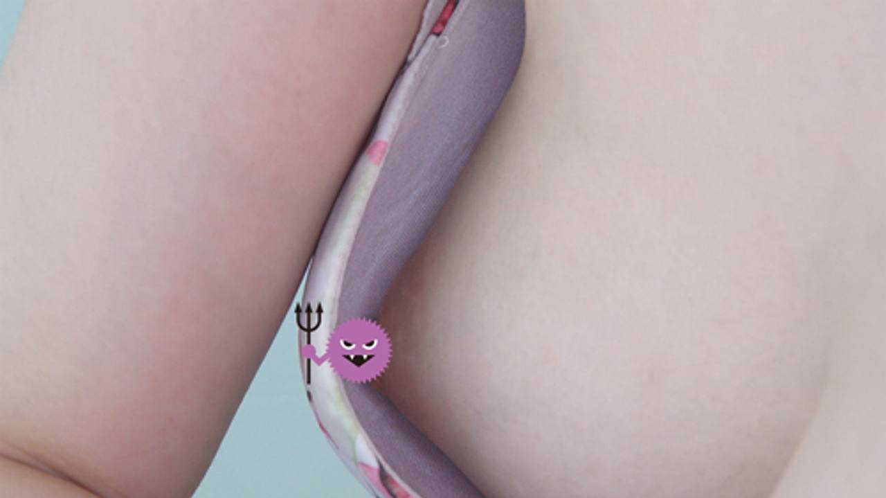[ワクチン接種]リクスー美人OLの色白Fカップ＆透けパンティー＆マン毛まで見えるラッキー gallery photo 2