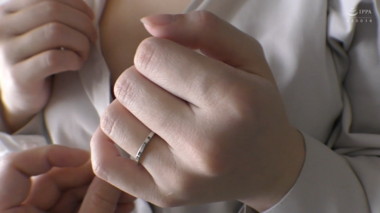 週末限定セール！いきなり潮吹きスプラッシュ!!即吹かせ人妻ナンパ!!そこらへんの人妻全員吹かせる! その1 gallery photo 1