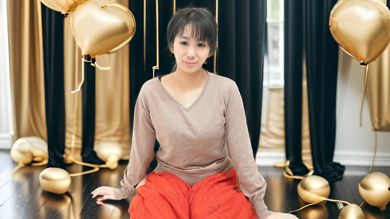 高画質特典　本編顔出し【無修正64】一般主婦vsプロ男優 ～ムラムラ奥さんとギンギンチ○ポ～！ gallery photo 1