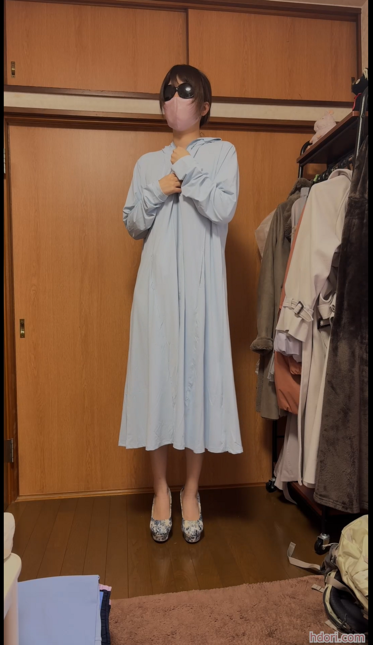 コンビニで野外露出オナニーする練習 gallery photo 1