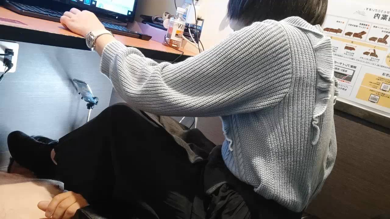 翼ちゃんの足舐め全セット、靴、ソックス、生足編 gallery photo 2