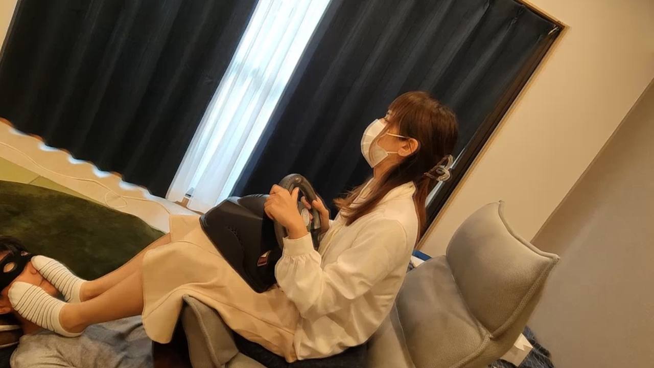 あみちゃんの顔面ペダル踏みくっさーい私物ソックス編 gallery photo 7