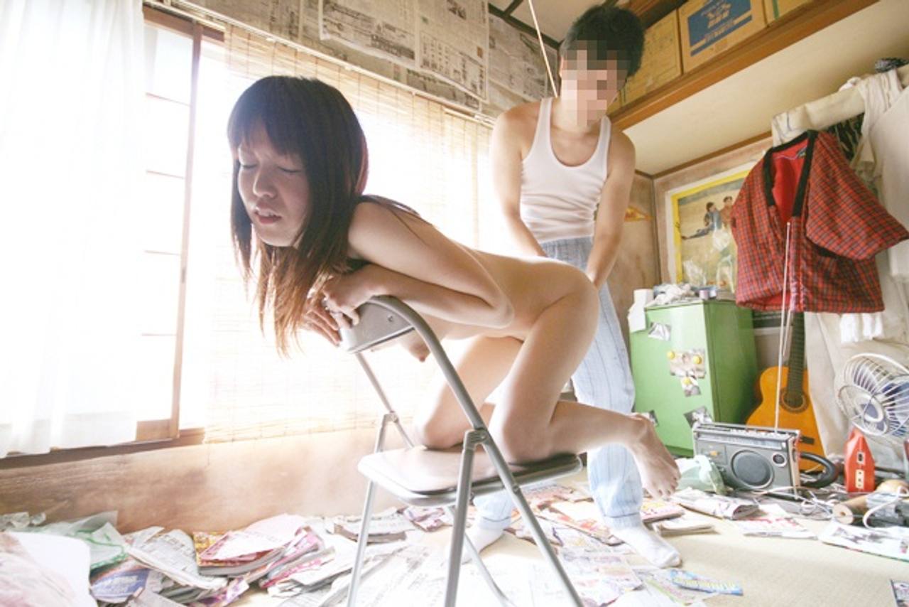 【中出し】*乳フェチ必見 *乳垂れ流しイキまくる敏感妻 gallery photo 2