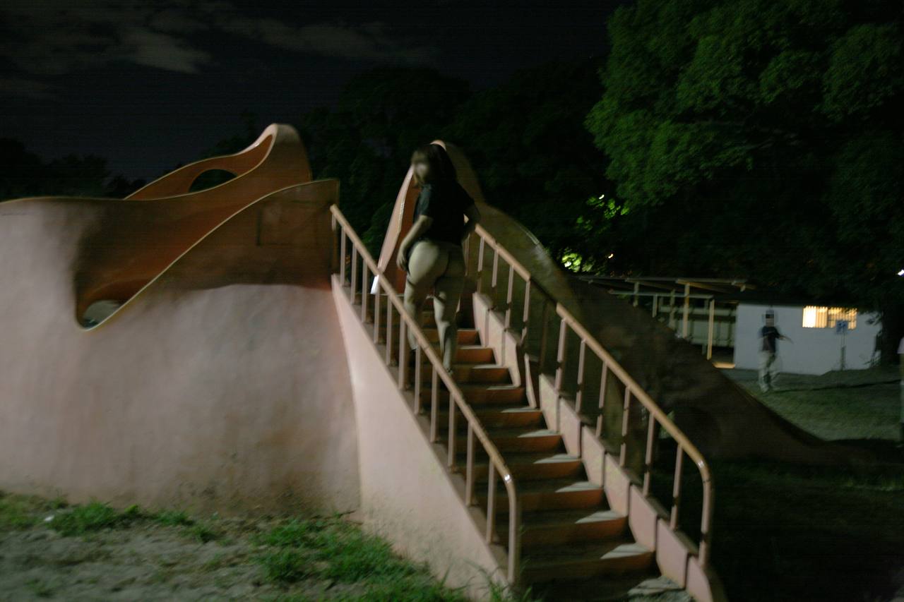 ケツ丸出しで買い物するぽっちゃりM女は深夜の公園で公開オナ＆フェラ奉仕＃02 gallery photo 4
