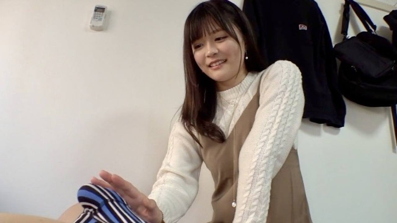 今だけ55%OFF(〜5/12まで）//新宿でショッピング中のJei-D Kさん(22) gallery photo 1