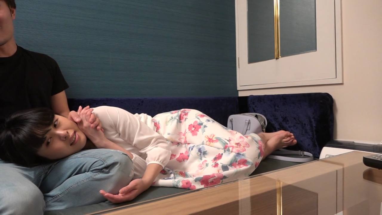 【**校出身エリートお嬢様】初撮影 素人 ミスコン選抜 大学のマドンナが何度も連続絶頂 gallery photo 1