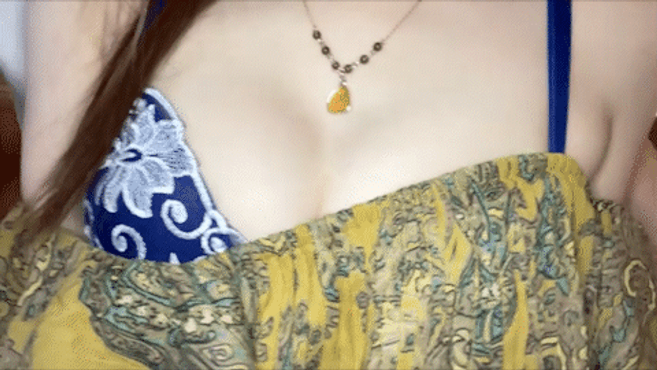 ※在庫限り※身長139cmのCカップ。18歳にった元キッズモデル。 剛毛アンダーヘアーを初公開! 衝撃の中出し込み3連続射精映像 ※数量限定先着順で原版送付 gallery photo 2