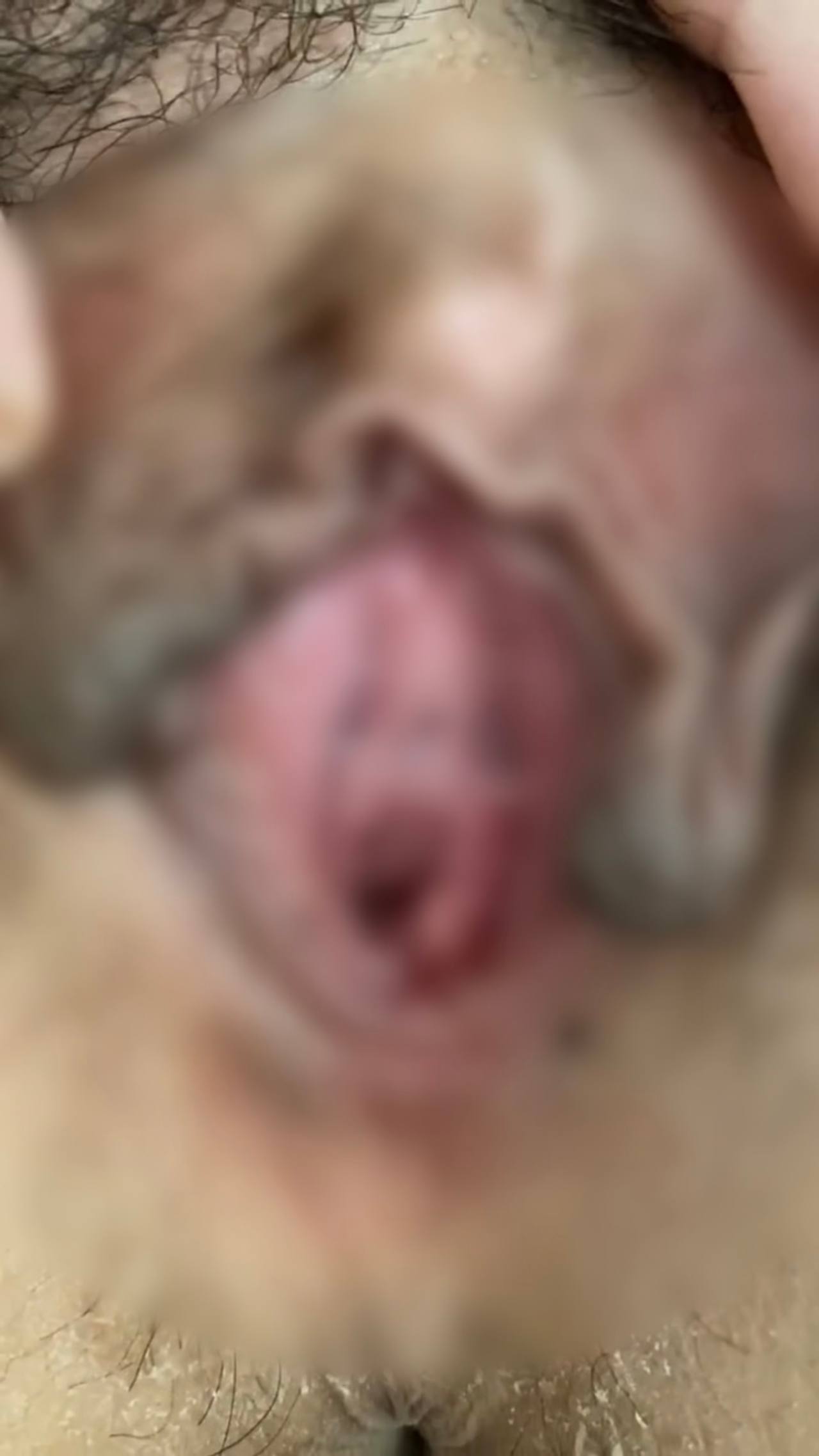 【超接写・高画質】10分イジり続けて連続クリイキ　 gallery photo 1