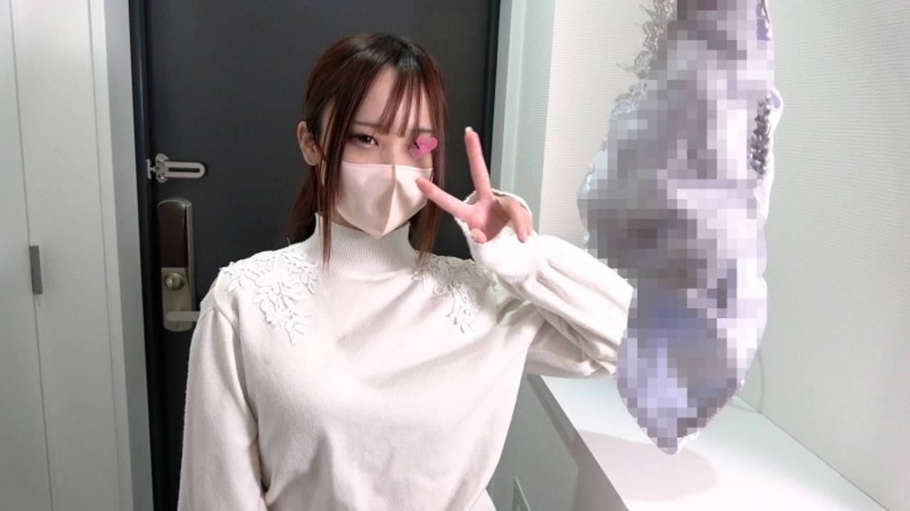 「あんた何様!?」半ギレ**大生の乳首を触ると意外と感度抜群で喘ぎ声。ブルセラ買取撮影会【ローアングル】 gallery photo 4