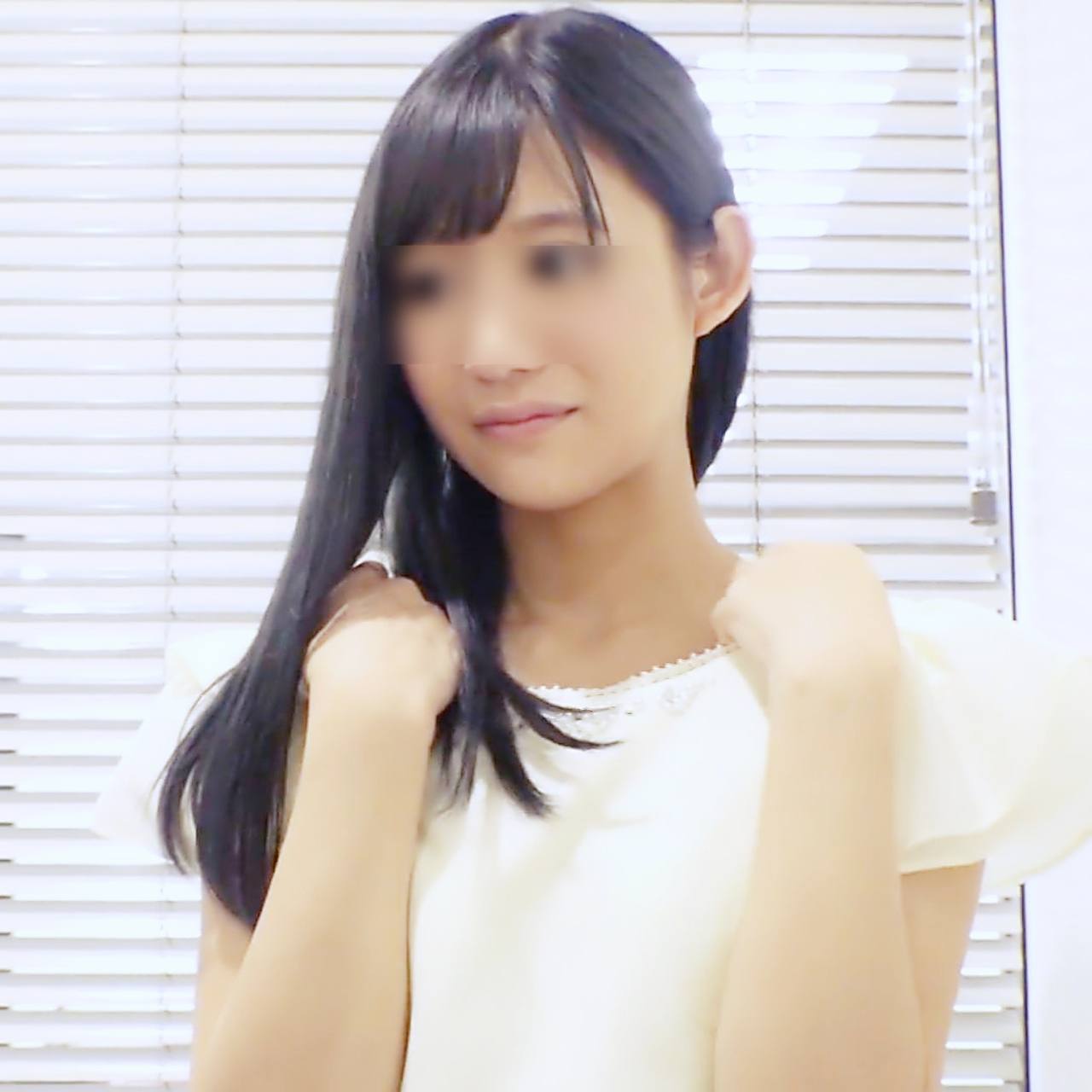 【素人生撮り】【20歳】 スレンダーで超美形なのに、AVに興味アリアリな保育系専門生がトチ狂って面接に... gallery photo 2