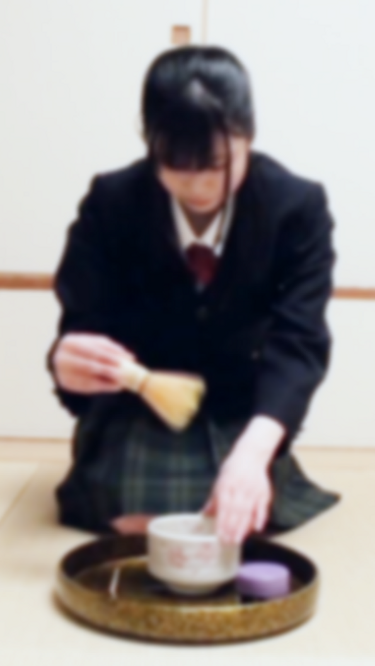 ※期間限定※ 茶道の未来を託された18歳の3P初挑戦 男根2本に大悶絶 超スレンダーボディに膣内射精 gallery photo 2
