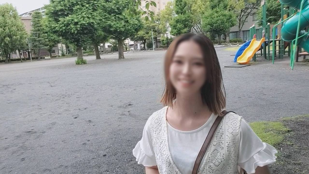 旦那とむすめを送り届け…一人の女の私を知ってほしくて旦那で満たされない部分を他の男性で昼間に重なり合い快楽を満たす色白若妻 gallery photo 2