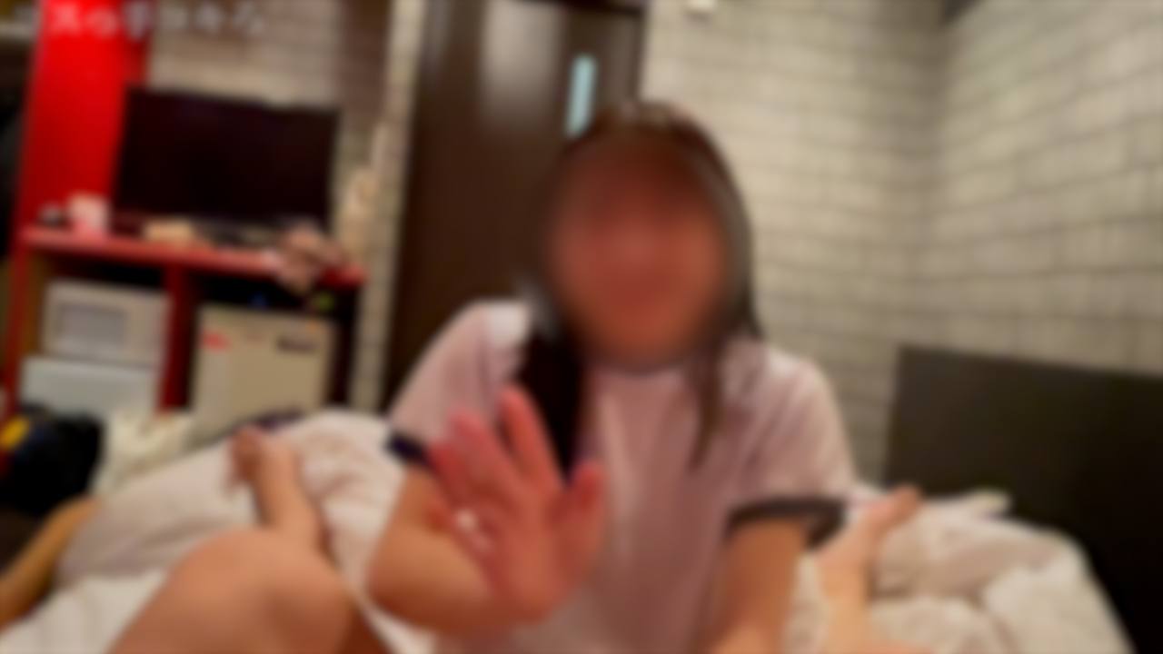 【幸福絶頂！！】都内手コキ店秋〇原ハン〇メイド　ミニミニボディ手コキ嬢〇きちゃん　体操服コスプレがハマり過ぎで大興奮！可愛いお尻を撫で回して満足したあとは激シコ手コキに即イキ大量射精！　 gallery photo 10