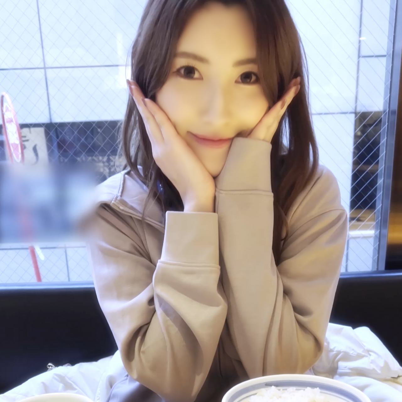 【全6射精】 ８００万円で撮影。人気アナウンサーに中出しまでした過去最高の作品です。 フルデータ１時間２０分 gallery photo 3