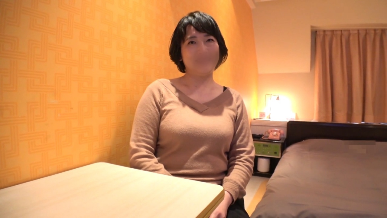 【五十路】ぽっちゃりデカ尻おっとり妻の不倫♡生チンポでガチハメ中出し発射。 gallery photo 1