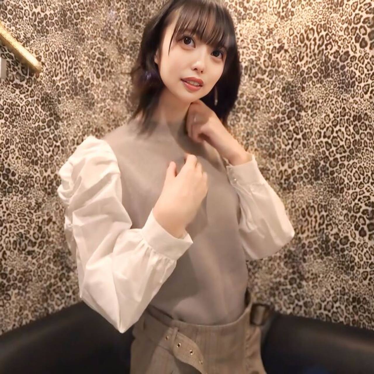 【⚠ヌキ過ぎ注意⚠】※在庫数希少※ 極細・美尻。アイドル目指して奮闘中。 わけあり練習生がハメ撮り挑戦。感度ぶっ壊れで大量潮吹き。終わらない快楽に痙攣絶頂。 gallery photo 1
