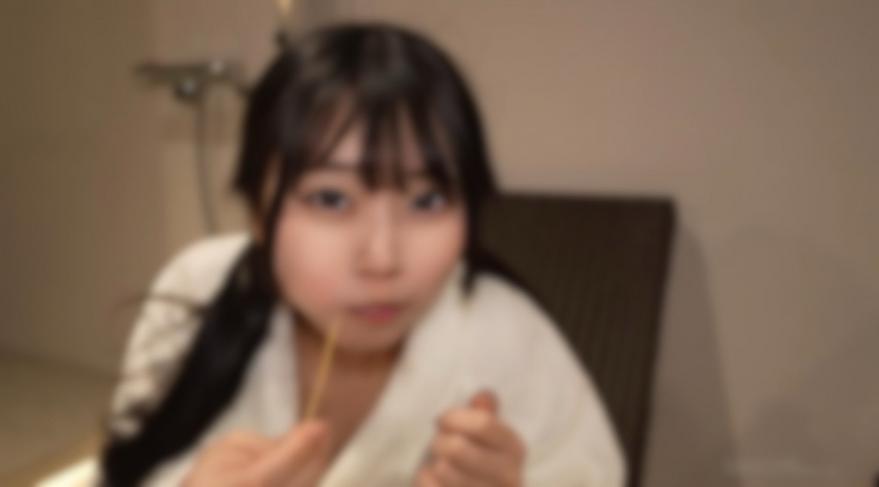3日間!70OFF!【現〇】デカ尻/いも〇と系グラドル第2章。華やかな表舞台の裏の顔は大量潮吹きをするスケベな女./良。この後、事務所解雇されました。。。 gallery photo 1