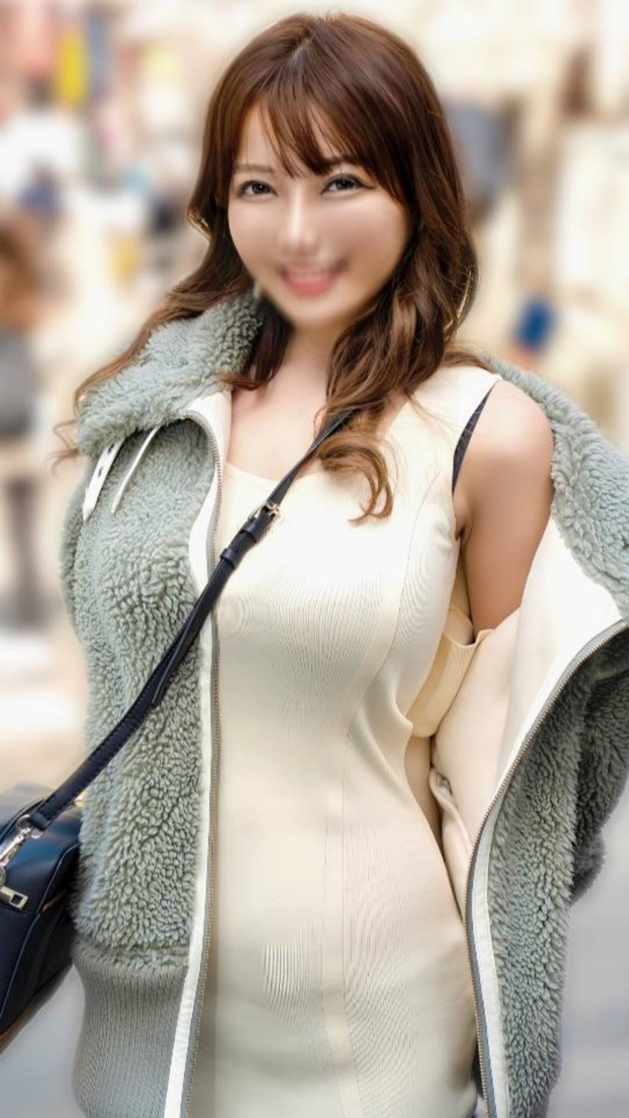 【個撮中出し映像】天然Gカップを持つ元レースクイーンのスレンダー美女。避妊なしで行う生中性行為で孕ませハメ撮り映像。※短期間販売 gallery photo 1