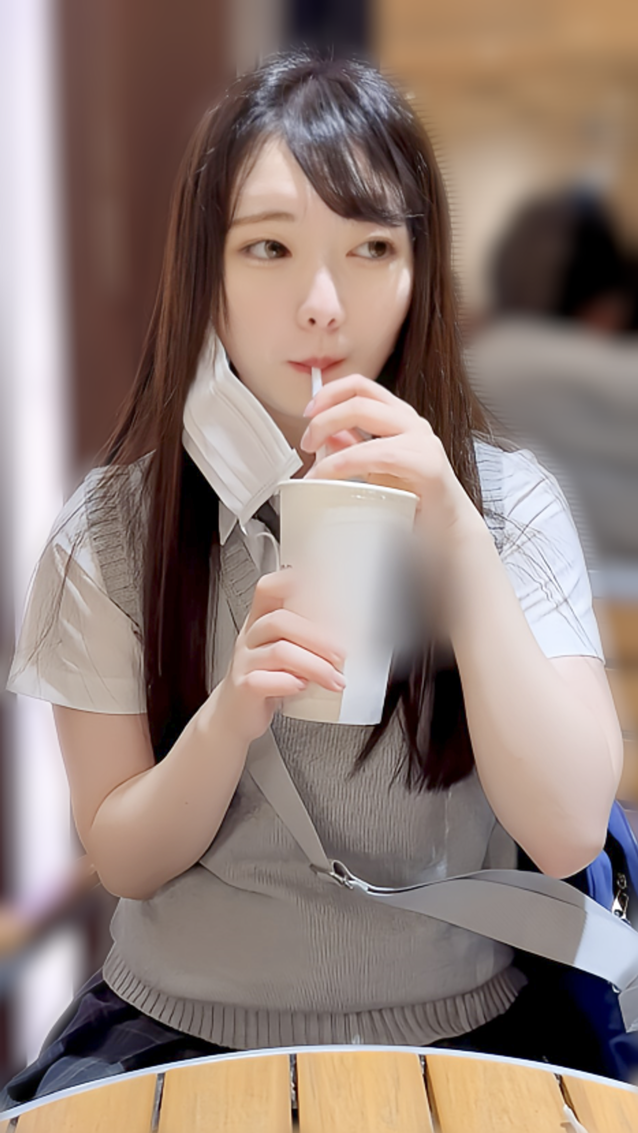 【個撮・中出し18歳】テニス部所属の激かわ18歳。**引退と同時に初めてを卒業するハメ撮り撮影でまさかの中出しされてしまう性行為※短期間販売 gallery photo 2