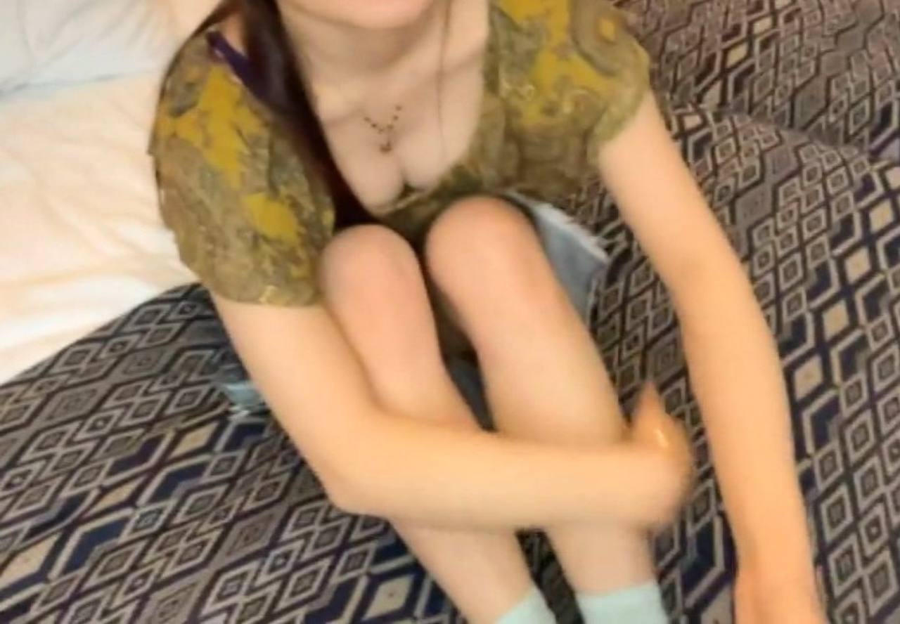 【限定・素人】色白天使とお誕生日ディナーしてホテルで生ハメ。人生初めての中イキ記念・秘蔵濃厚セックス gallery photo 3