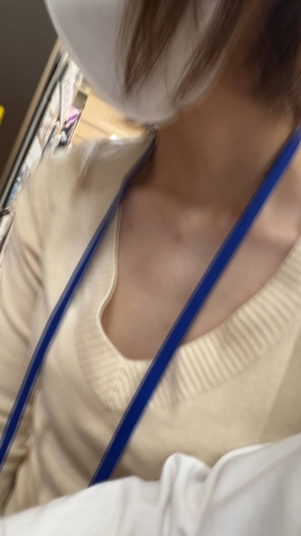 SSS級美女を店内粘着ｗ連続ち●した話【おっぱいお触り】 gallery photo 5