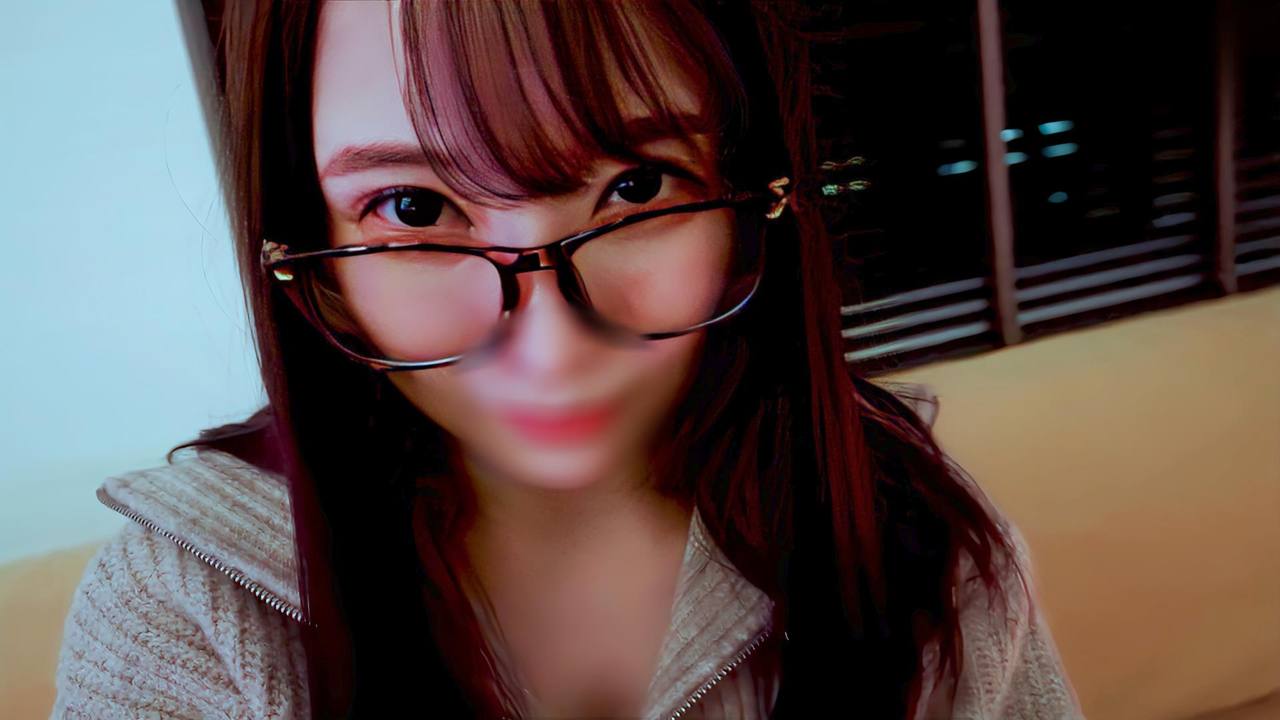 【S級9等身美女】品川区勤務の大手証券会社社長秘書。抜群の美脚を覗かせる絶対領域を貫いて一晩中ハメまくる生中性行為撮影※数量限定 gallery photo 2