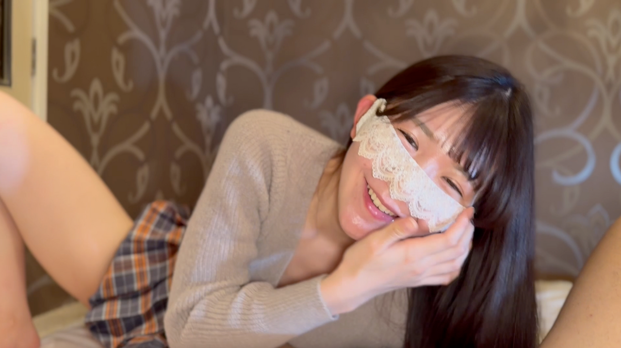 有名サロンのスタイリストの彼女は、笑顔がめちゃキュートでうっとりするほどのフェラ好き。 gallery photo 1