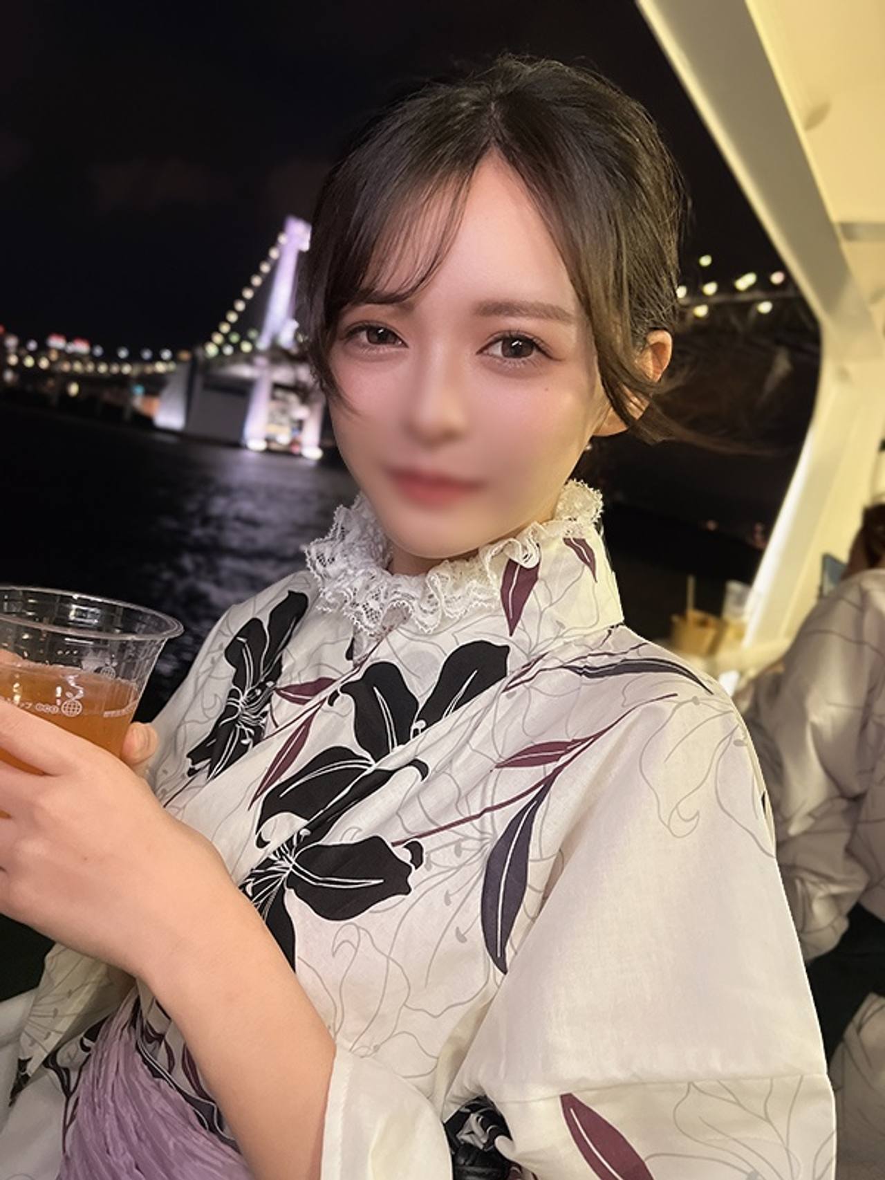 激アツ！真夏の夜のイチャラブおせっせ・浴衣がヤバすぎるスレンダー美乳な最強ビジュ強**大生・20歳⇒ピンクの膣内に大量中出し『らん』 gallery photo 1