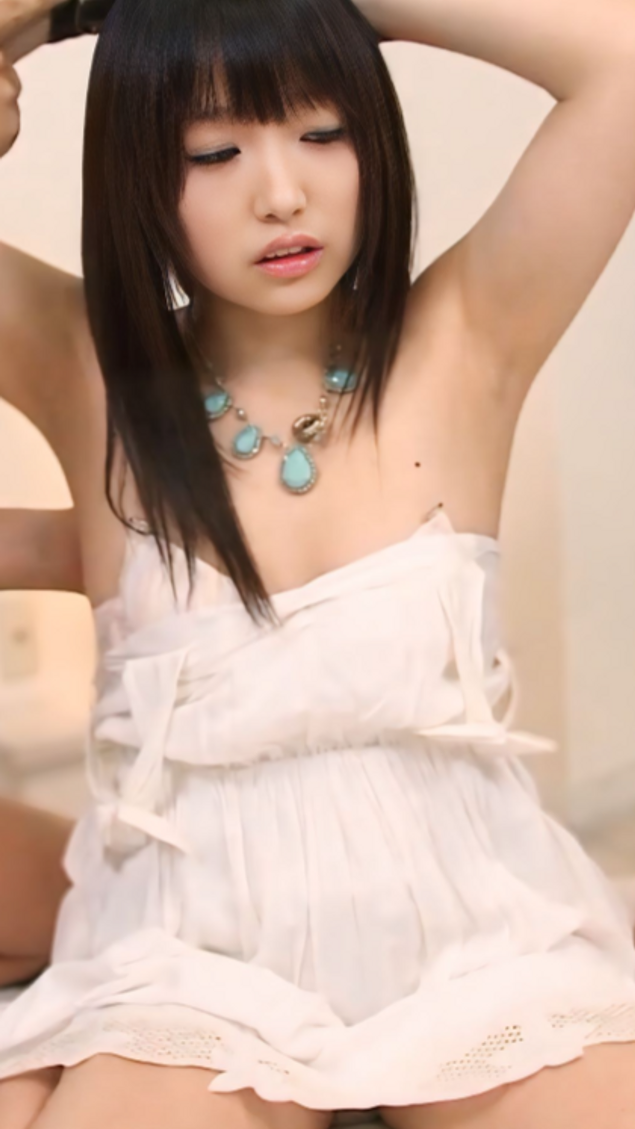 【18歳/個撮】某元地下アイドルリーダー。上京2年でメンバー脱退した色白美女との秘蔵ハメ撮り映像。今回特別独占大公開。初出し※数量限定 gallery photo 2