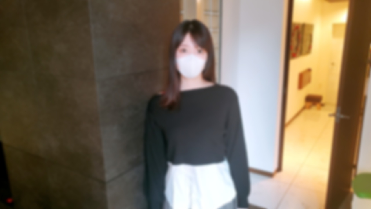 ♡6/15日迄半額【【無・完全素人・生中出し】美人OL24歳ファンが殺到！仕事帰りのおじさんの先走りチンポを舐めまわす、最高の超絶美人！ホテルでいっぱい責められて、のけぞり絶頂ざんまい！生（なま）中出 gallery photo 1