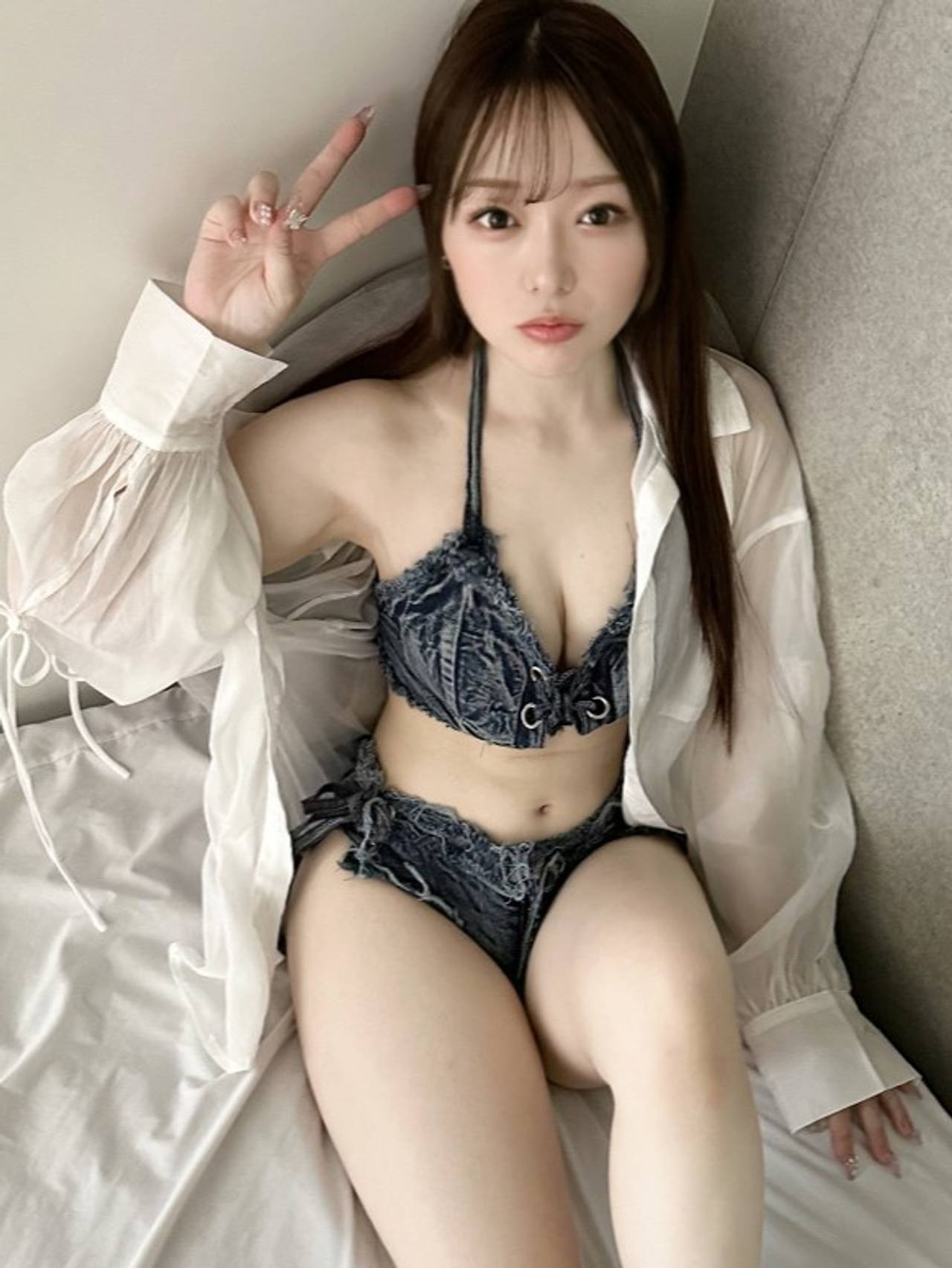 【4K特典あり】3ヶ月でフォロワー8.9万人増加”あの有名コスプレ系インフルエンサー”素顔完全公開で衝撃のFC2デビュー。ファンを裏切る”90分超え”生中出し撮影。※順次値上げ gallery photo 1