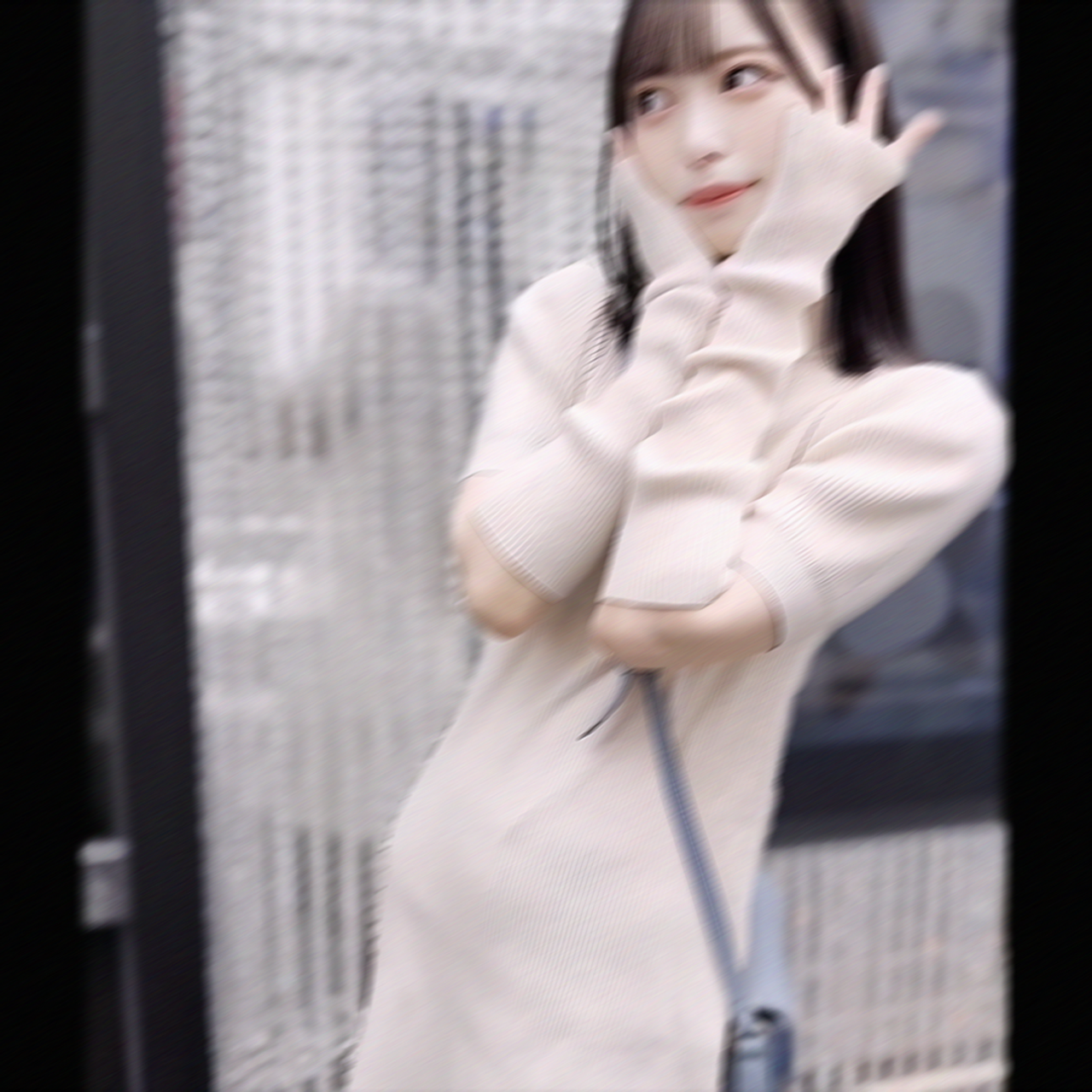 在学中からSNSフォロワー10万超 プロダクション1番期待の原石に衝撃の3連続中出し ※10GB超え原版先着限定配布 gallery photo 3