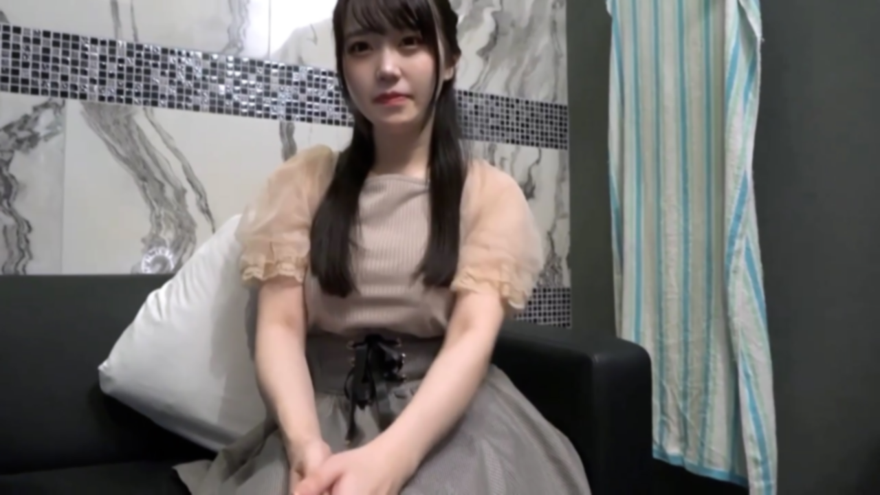 史上最高の可愛さ**大生18歳。国宝級細身爆乳の体と可愛すぎる顔をを見ながら種付け孕ませた動画。 gallery photo 1