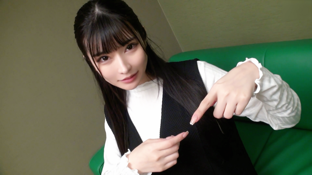 【在庫限り】”某有名ミスコン受賞者”20歳猫目美女JDの初撮り映像。経験少ないのにお構いなしの生チ〇ポで膣奥ガン突き絶頂。※高画質ノーカット版特典あり gallery photo 1