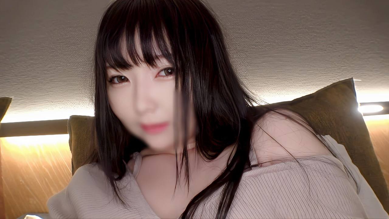 【登録者数１００万人超】大人気VTuberのデビュー前中出し秘蔵映像大公開。PCを買ってあげる代わりに新品マ〇コを好き放題される初体験P活。 gallery photo 1