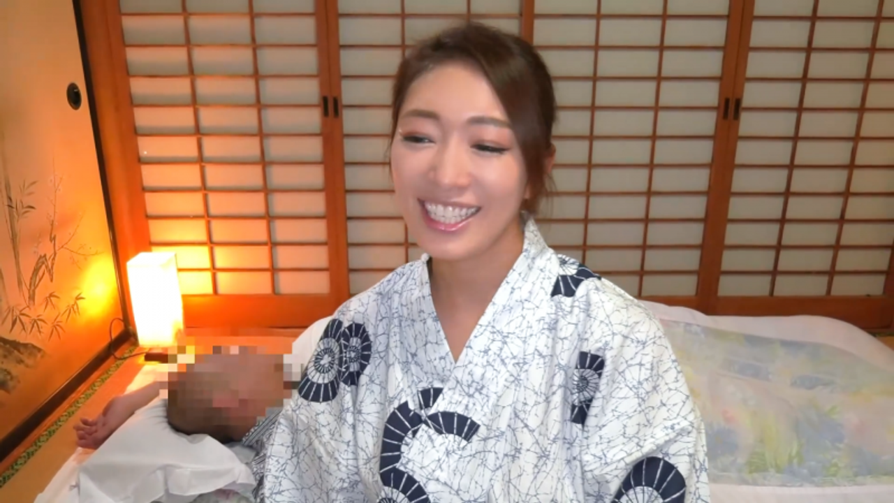 【人妻】喘ぎ声を我慢してヨガり狂う巨乳妻[8] gallery photo 1